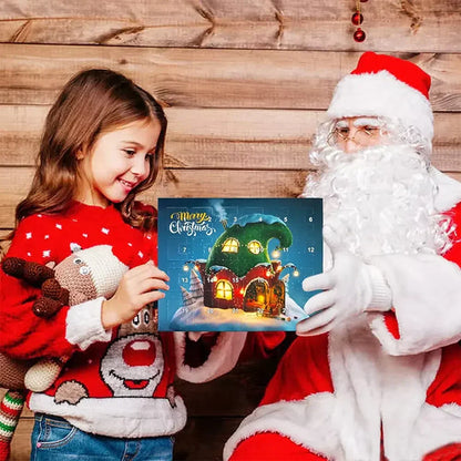 Een meisje in een kersttrui houdt een adventskalender vast met een kersthuis ontwerp, terwijl ze samen met de kerstman zit, die een rood pak draagt. De achtergrond heeft houten muren en kerstversieringen.