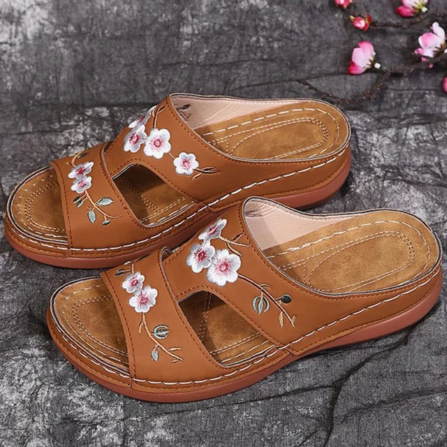 Zomerse Sleehak Sandalen LuxeLife Collectie