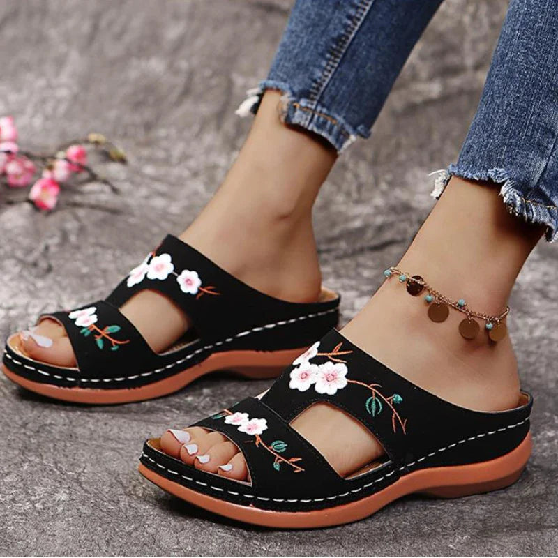 Zomerse Sleehak Sandalen LuxeLife Collectie