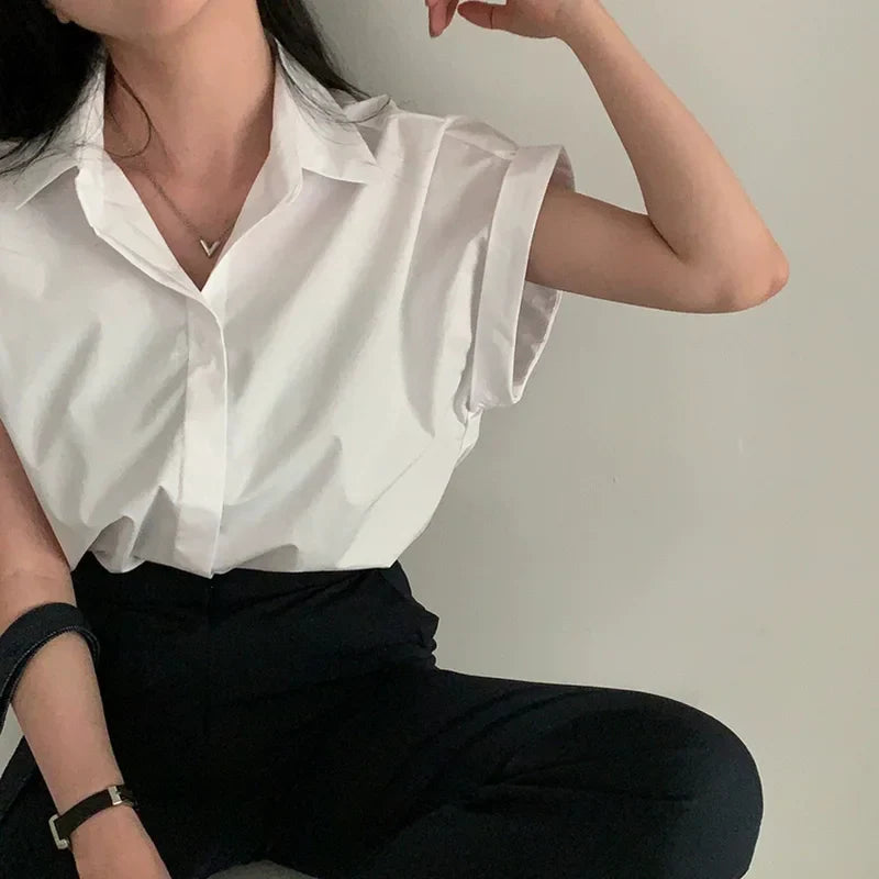Zomerblouse met Effen Kleur en Revers van LuxeMode