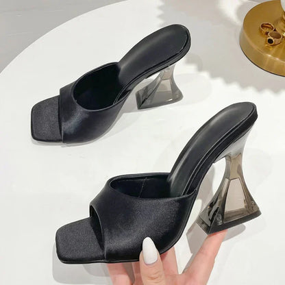 Zomer Luxe Slippers van GlamourBloom