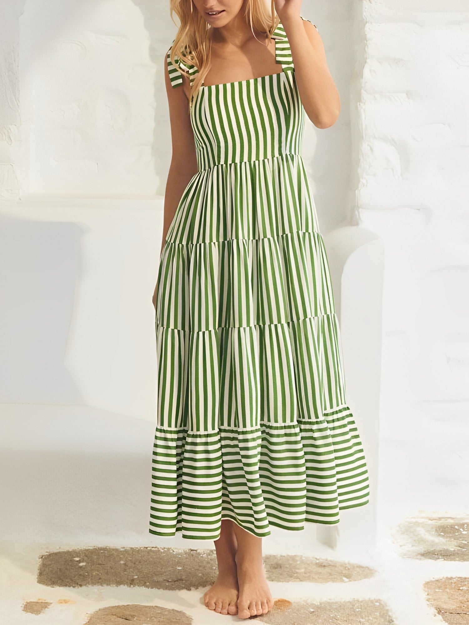 Groene Zomerjurk met Bandjes Vrouw - Mode Vibes