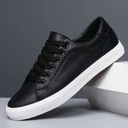 Witte Sneakers voor Mannen en Vrouwen Elegante Stijl