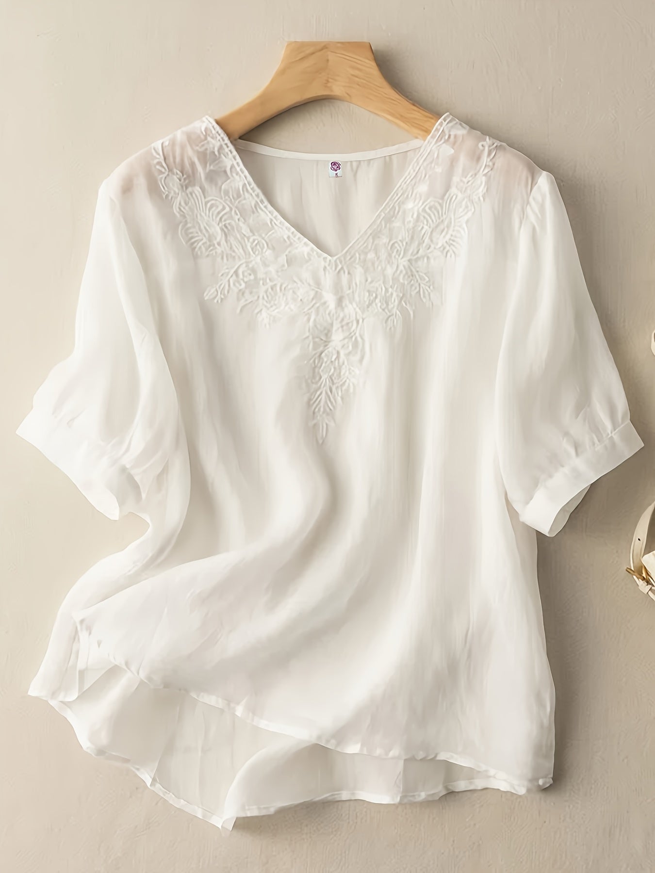Juliet T-shirt van Eve voor Tijdloze Lente- en Zomerstijl