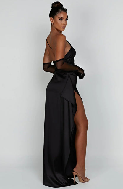 Velanora Dress | Geplooide Satijnen Split Jurk