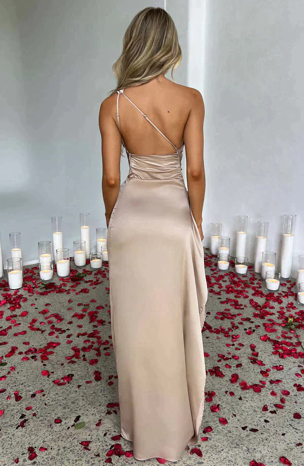Vrouwelijke Lange Avondjurk Glamour Stijl