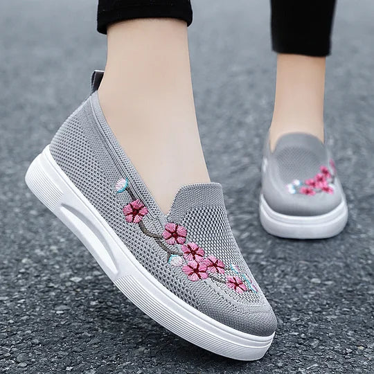 Comfortabele loopschoenen met zachte zool en antislipzool