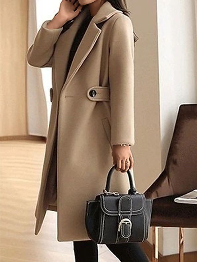 Lange Damesjas Elegante Zijdeachtig Design