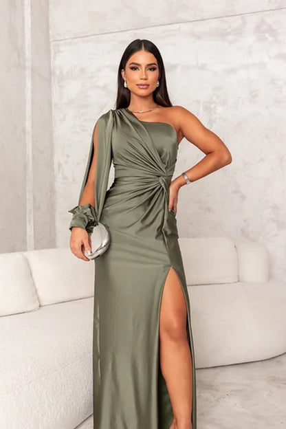 Elegant One-Shoulder Maxi Jurk voor Bruiloftsgasten met Split