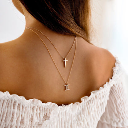 Kruishanger Zilveren Ketting Isabella Stijl
