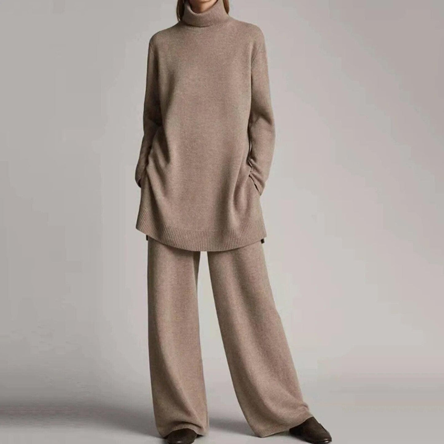 Delia | Tailleur con comodo dolcevita