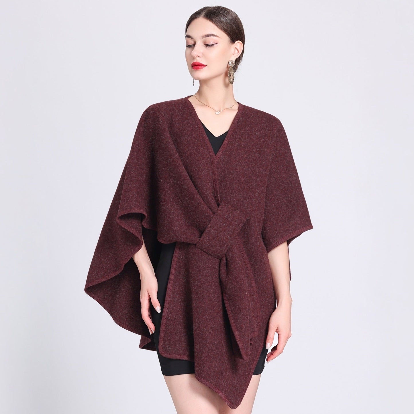 Dames Poncho Stijlvol met Riem en Elegant Design