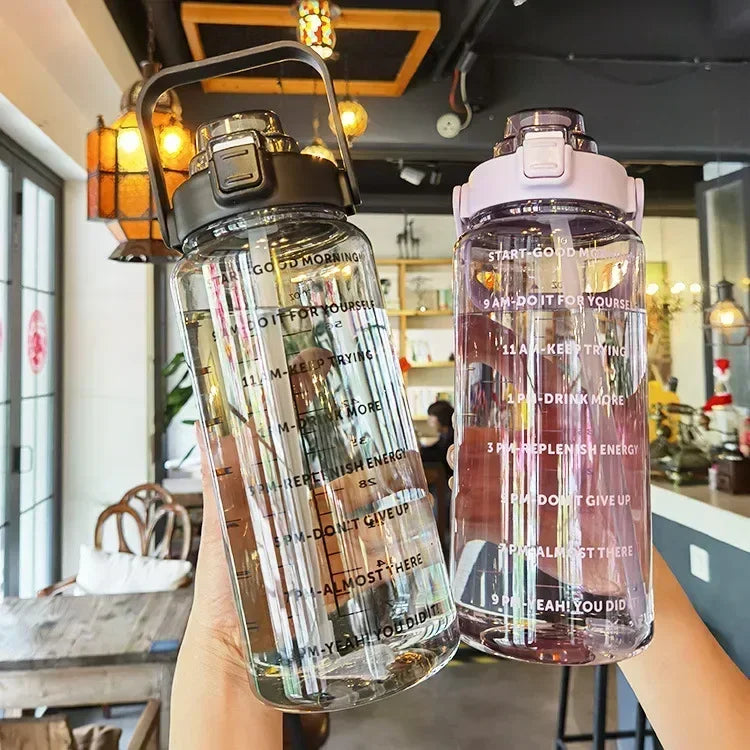 Waterfles 2L met Rietje en Tijdmaker voor Sport en Fitness