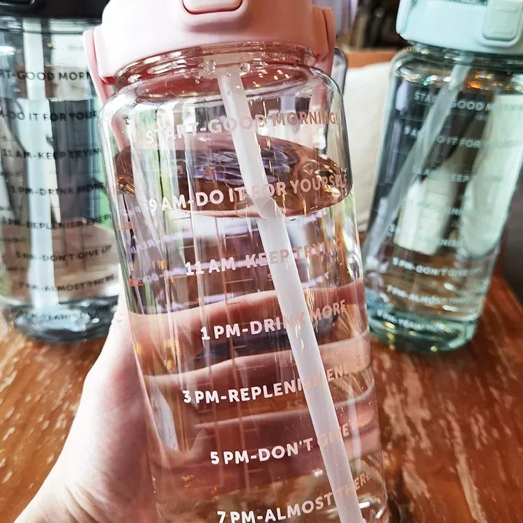 Waterfles 2L met Rietje en Tijdmaker voor Sport en Fitness