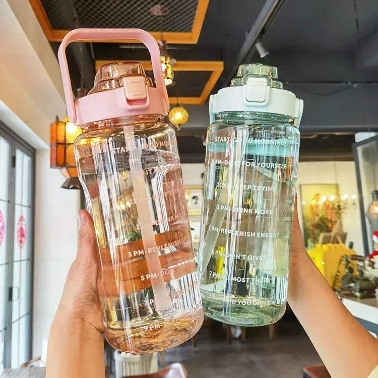 Waterfles 2L met Rietje en Tijdmaker voor Sport en Fitness