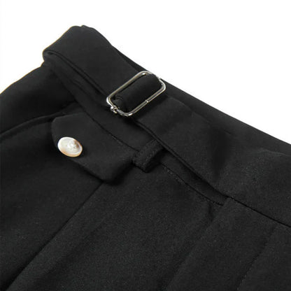Dries | Korte broek met elegantie in de kleur Zwart voor heren in stijl ideaal voor de lente.