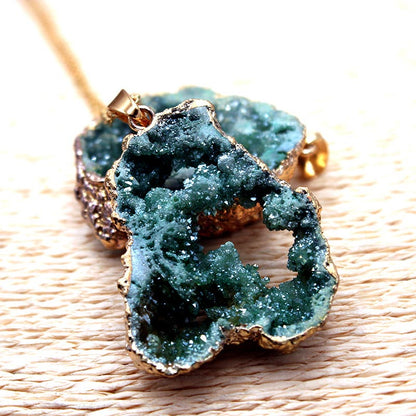 Kristallen Hanger met Natuurlijke Geode Edelsteen