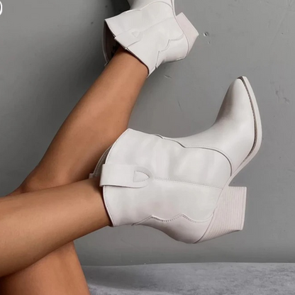 Eveline | Zwarte waterdichte leren dames cowboylaarzen in de kleur Wit voor dames in Outdoor stijl ideaal voor de herfst.