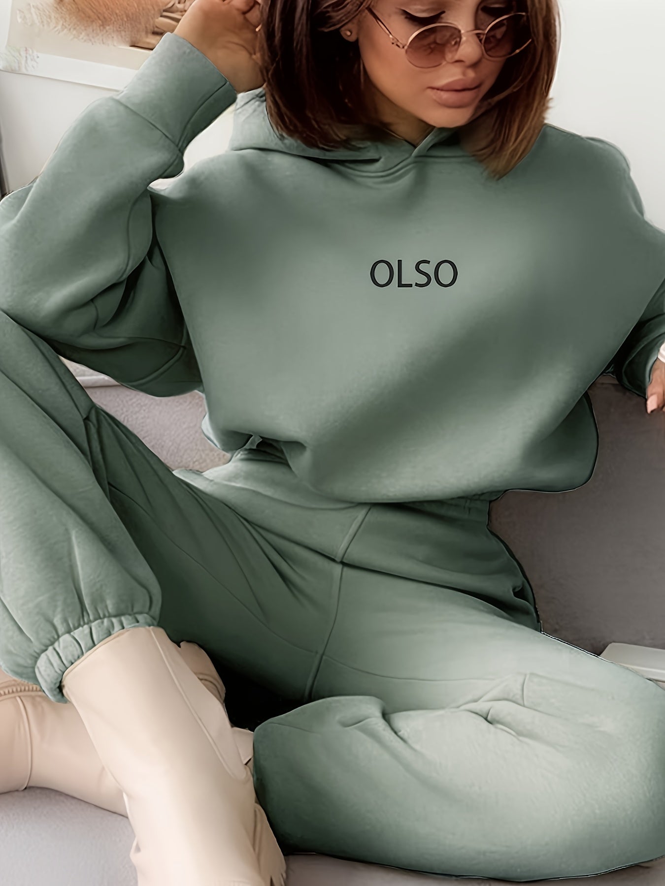 Tweedelige Set met Letterprint Stijlvol en Chic