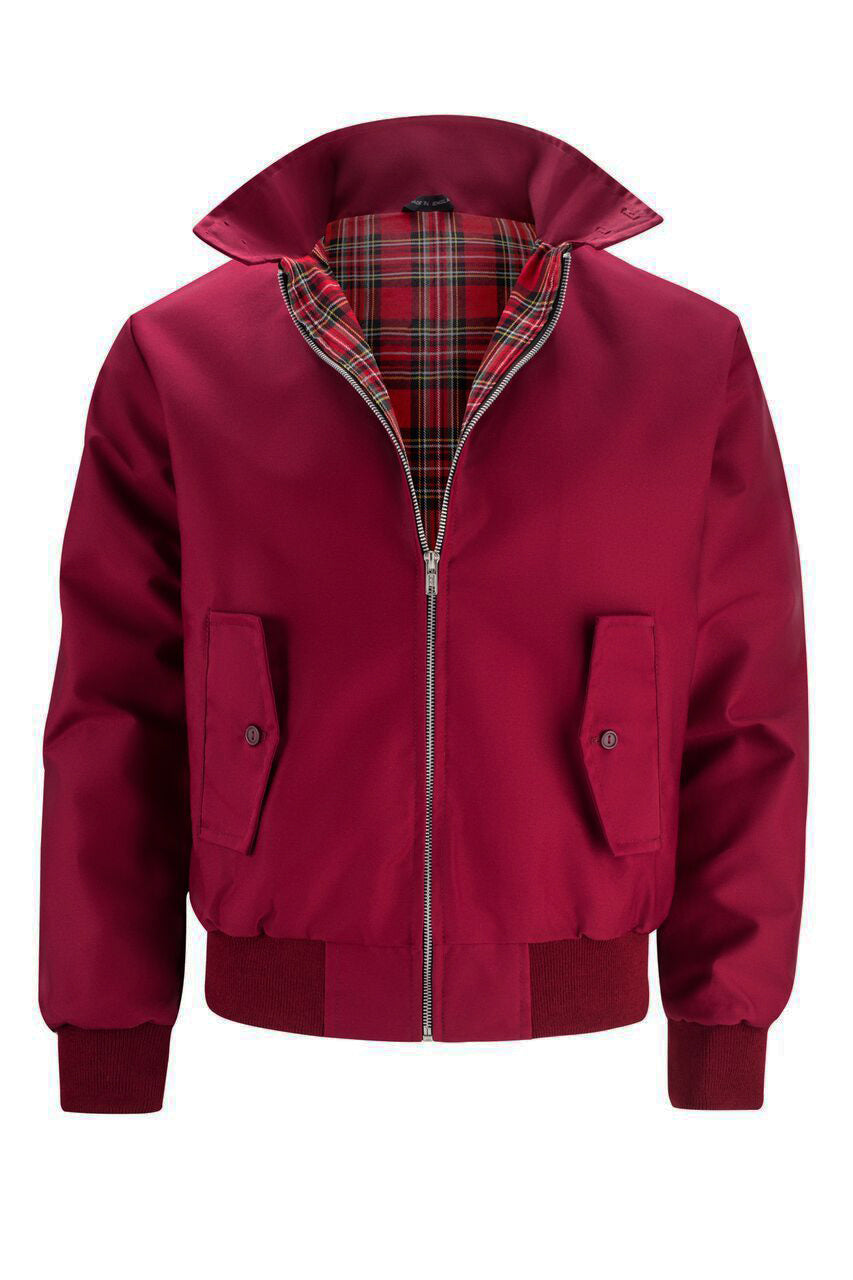 Stoer Harrington jasje, perfect voor een trendy look. Inclusief ingewerkte schoudernaden, praktische zakken, geribbelde manchetten en zoom, meerlaagse voering, ontspannen pasvorm en omgeslagen kraag voor veelzijdige uitstraling.