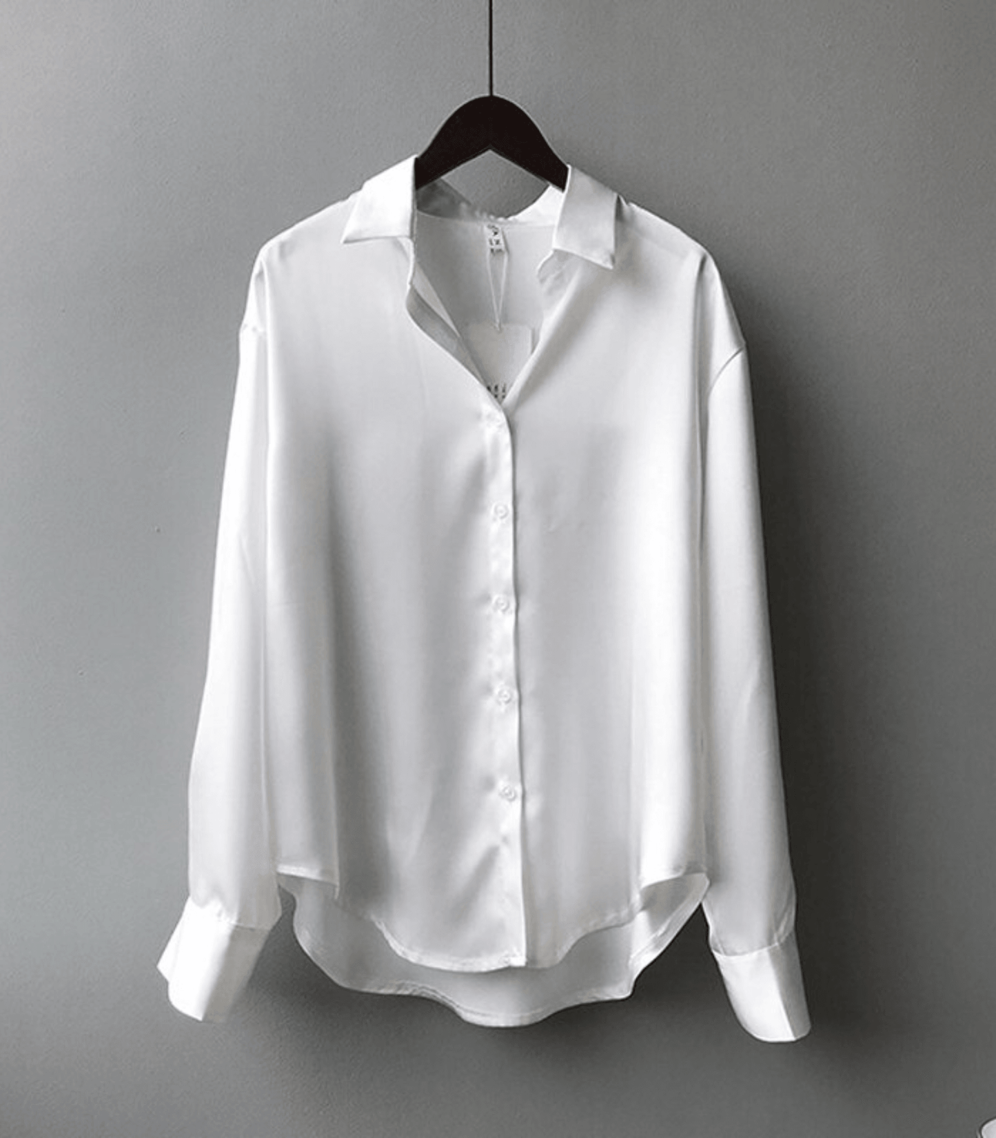 Anna | Camicia di seta con bottoni