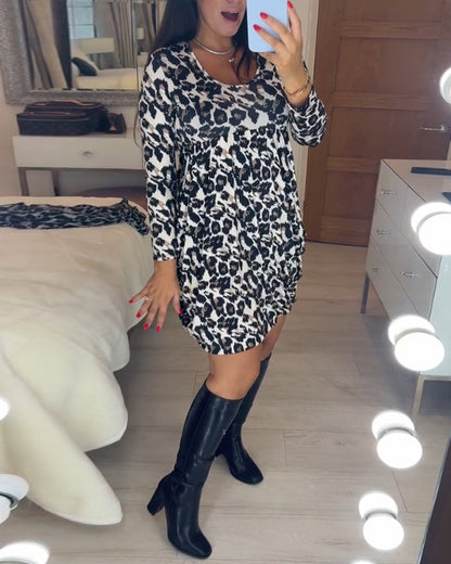 Herfst Jurk met luipaardprint in de kleur Luipaard voor dames in stijl ideaal voor de herfst.