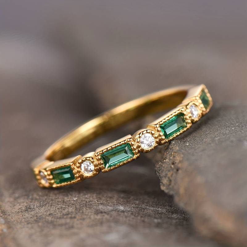 Gouden Ring met Groene Zirkonia Vintage Stijl - Mode Vibes