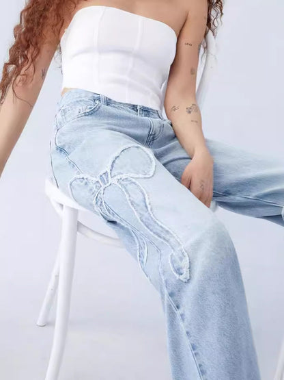 Vrouwelijke Jeans met Strik Detail