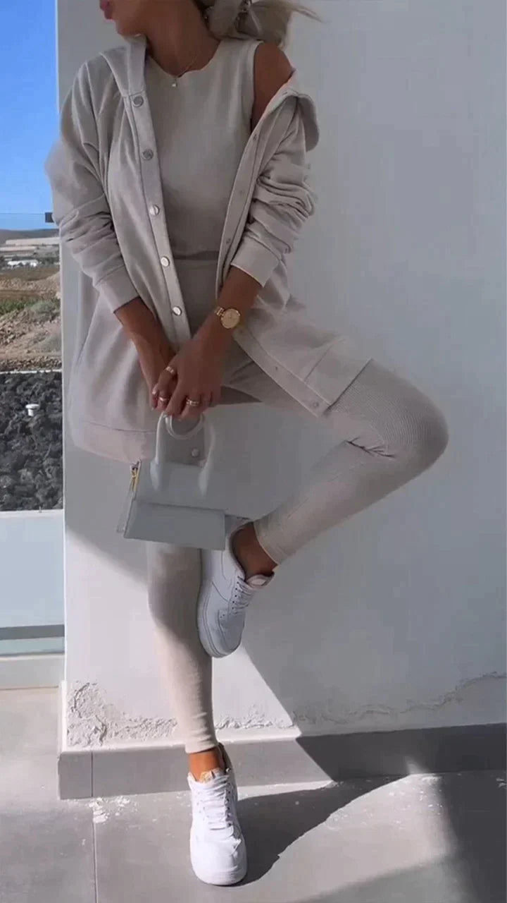 Dames Sportset: Kapuzenjack, Top en Broek - Mode Vibes