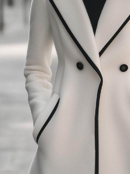 Witte Damesjas met Zwarte Biezen – Dubbelrijig & Elegant