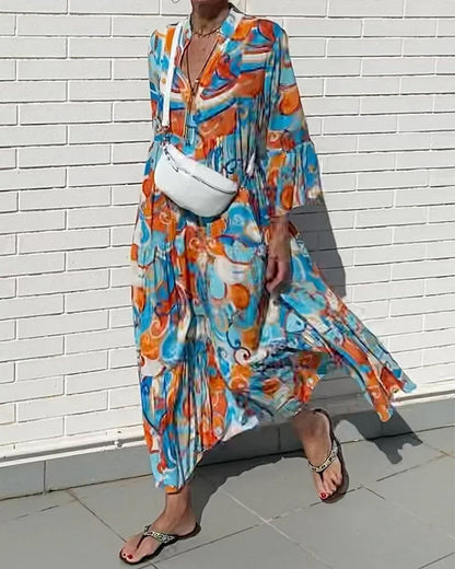 Vrouwelijke Jurk met V-hals en Leuke Print - Mode Vibes