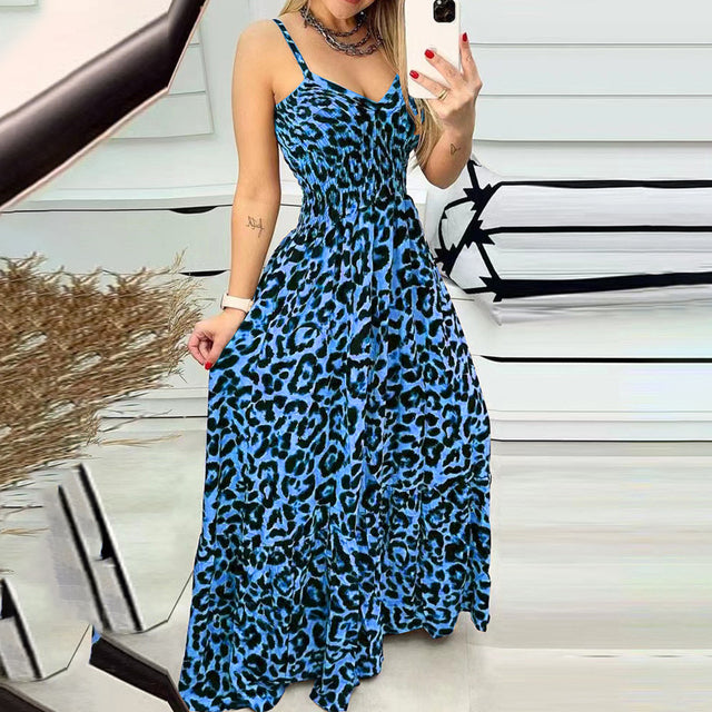 Lange jurk met luipaardprint in de kleur Luipaard Blauw voor dames in stijl ideaal voor de lente.