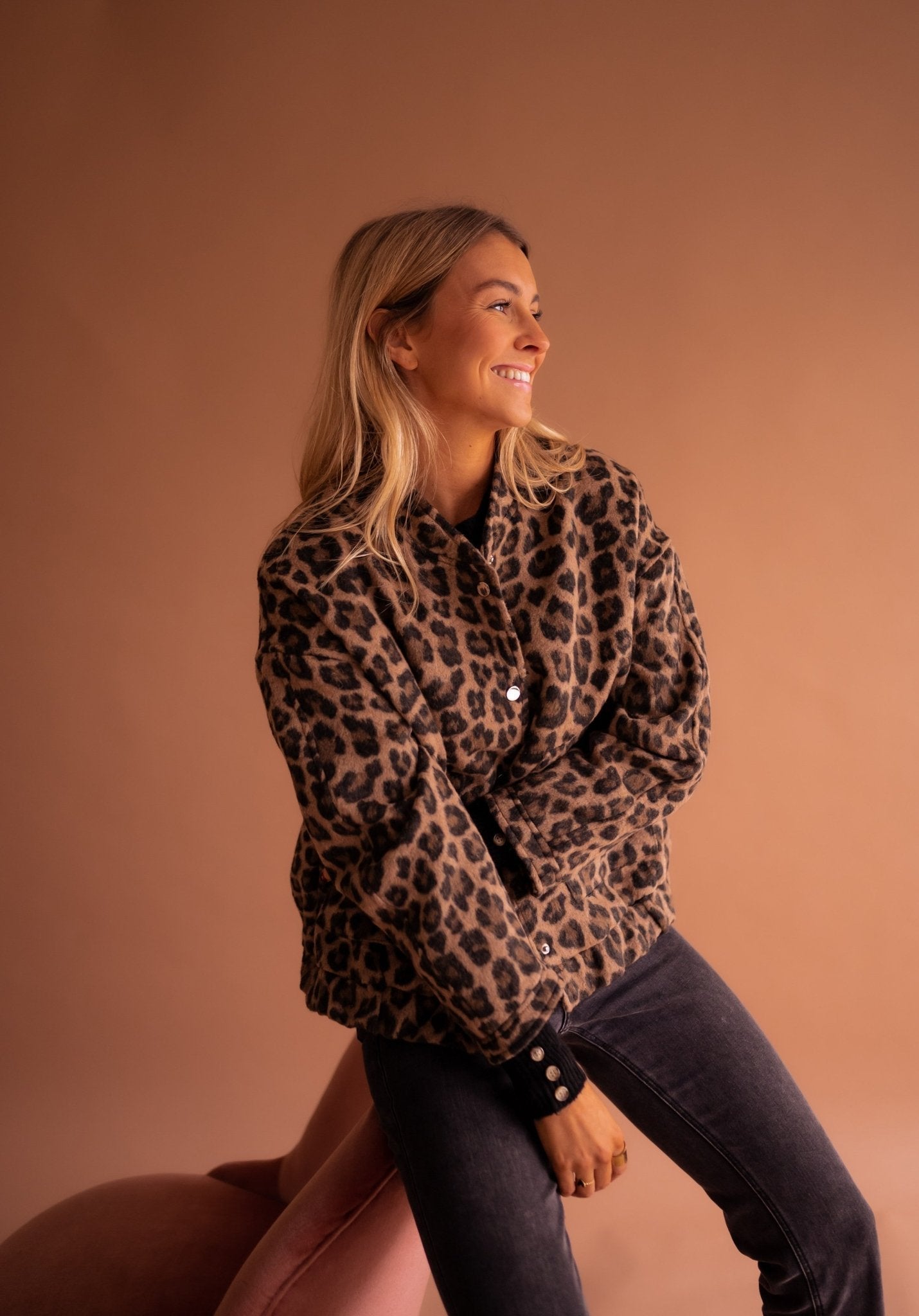 Dames Jasje Met Gedessineerde Print Trendy Pasvorm