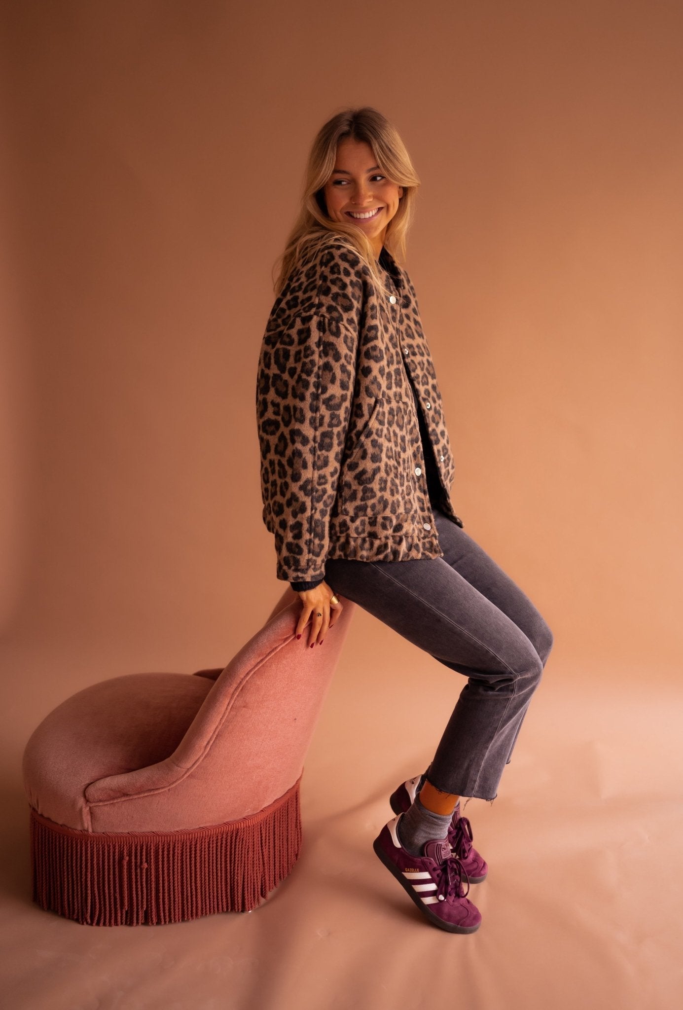 Dames Jasje Met Gedessineerde Print Trendy Pasvorm