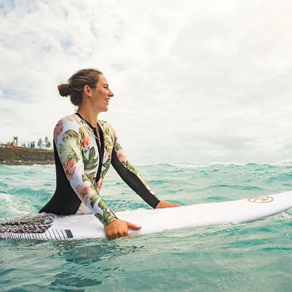 Surfbodysuit met Felgekleurde Print en UV-Bescherming