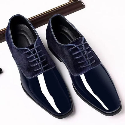 Matthijs | Grote formele lakschoenen in de kleur Zwart voor heren in stijl geschikt voor alle seizoenen.