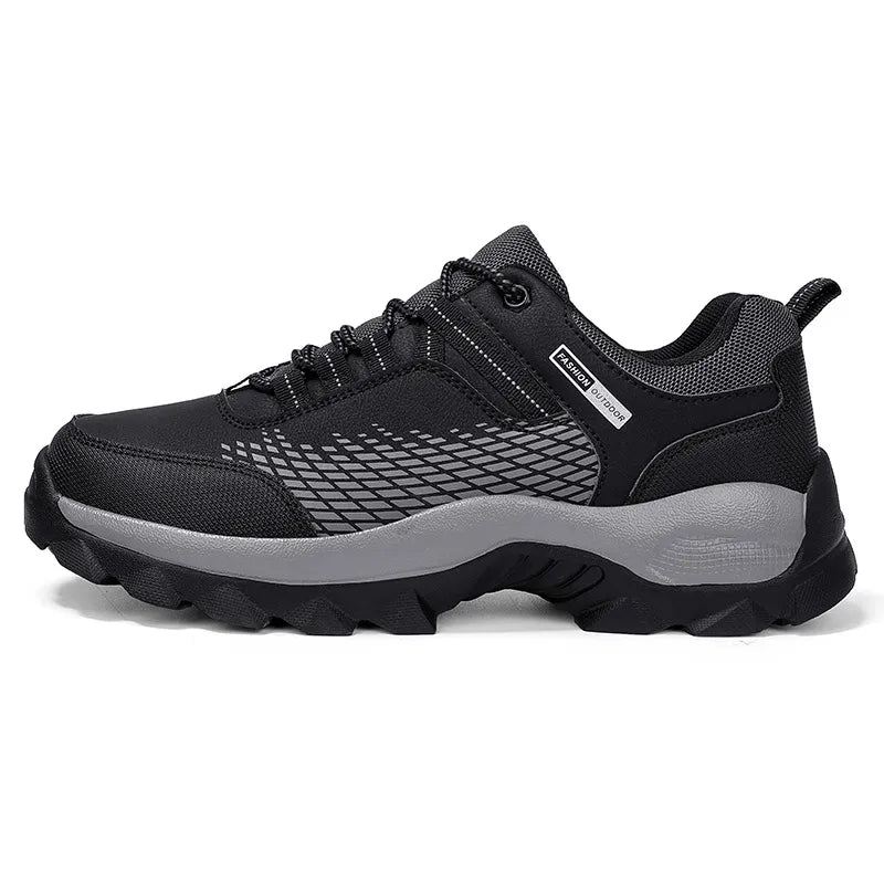 Mees | Comfortabele herenschoenen in de kleur Zwart voor heren in stijl geschikt voor alle seizoenen.