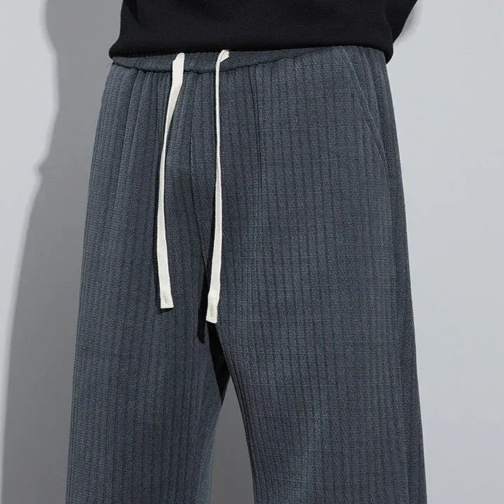 Memphis | Zwarte fluwelen broek in de kleur Zwart voor heren in stijl geschikt voor alle seizoenen.
