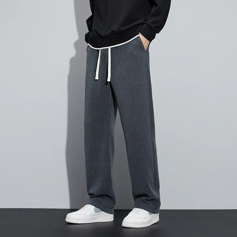 Zwarte Fluweel Broek voor Dames Elegant Design - Mode Vibes