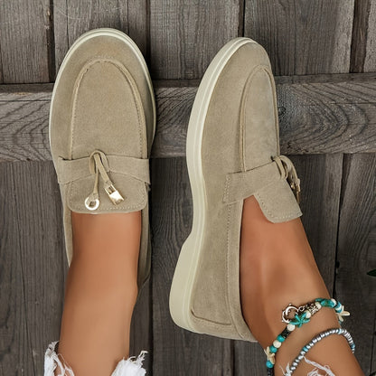 Vrouwelijke Loafer Schoen met Tassel en IJzeren Ring - Mode Vibes