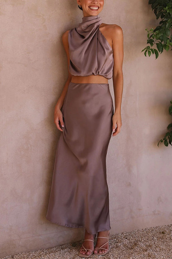 Satijnen Two-Piece Set met Haltertop en Maxi Rok