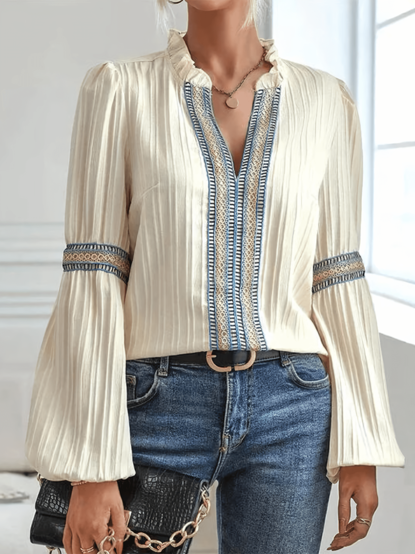 Johanna – Dames Blouse met Lange Mouwen en Fijne Plooien
