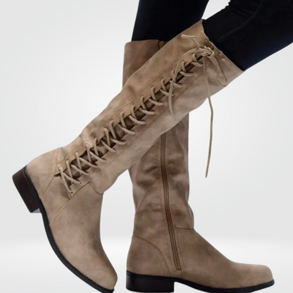 Nina | Comfortabele hoge laarzen in de kleur 35 voor dames in stijl ideaal voor de herfst.