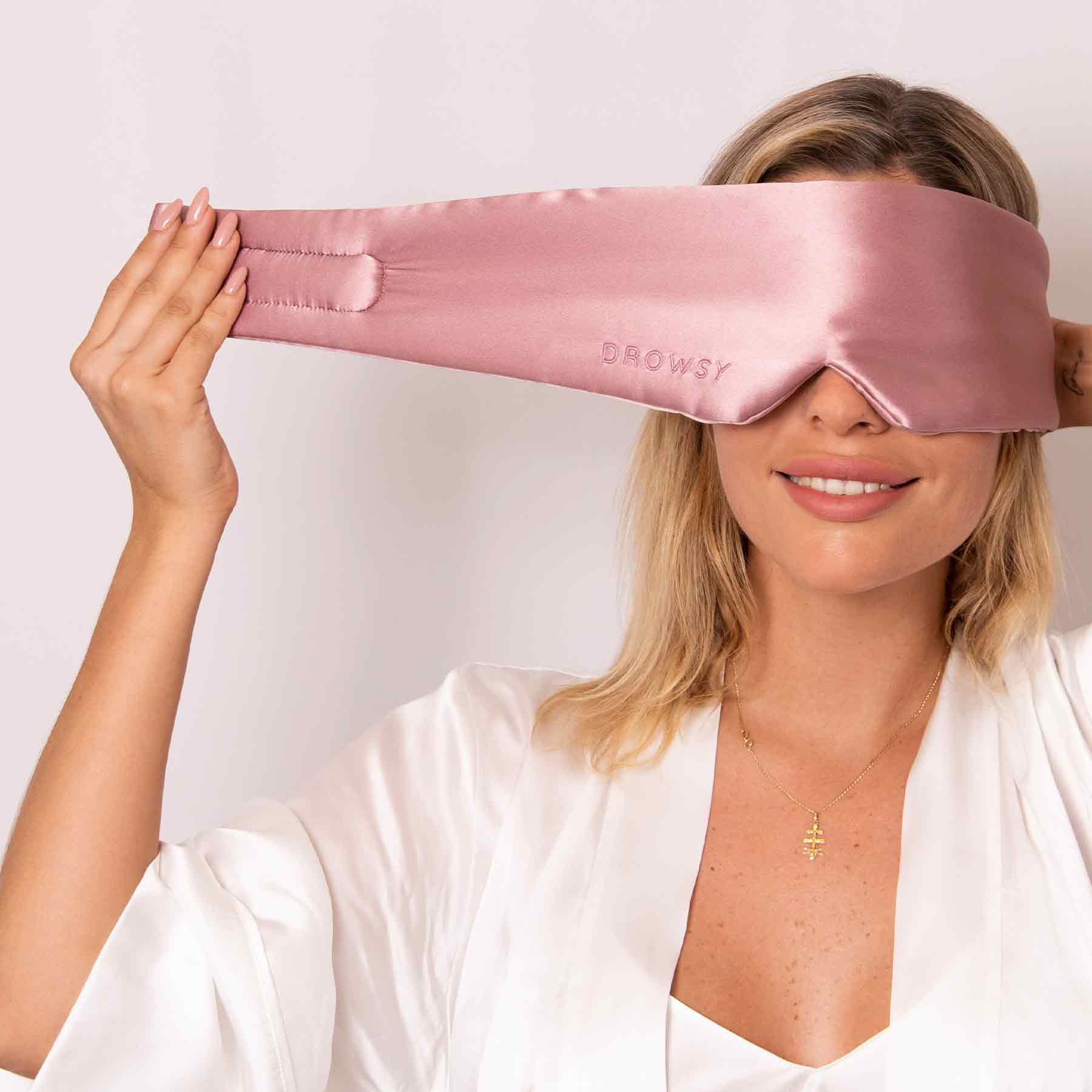 Zijde Slaapmasker voor Betere Slaap met Zachte Verpakking - Mode Vibes