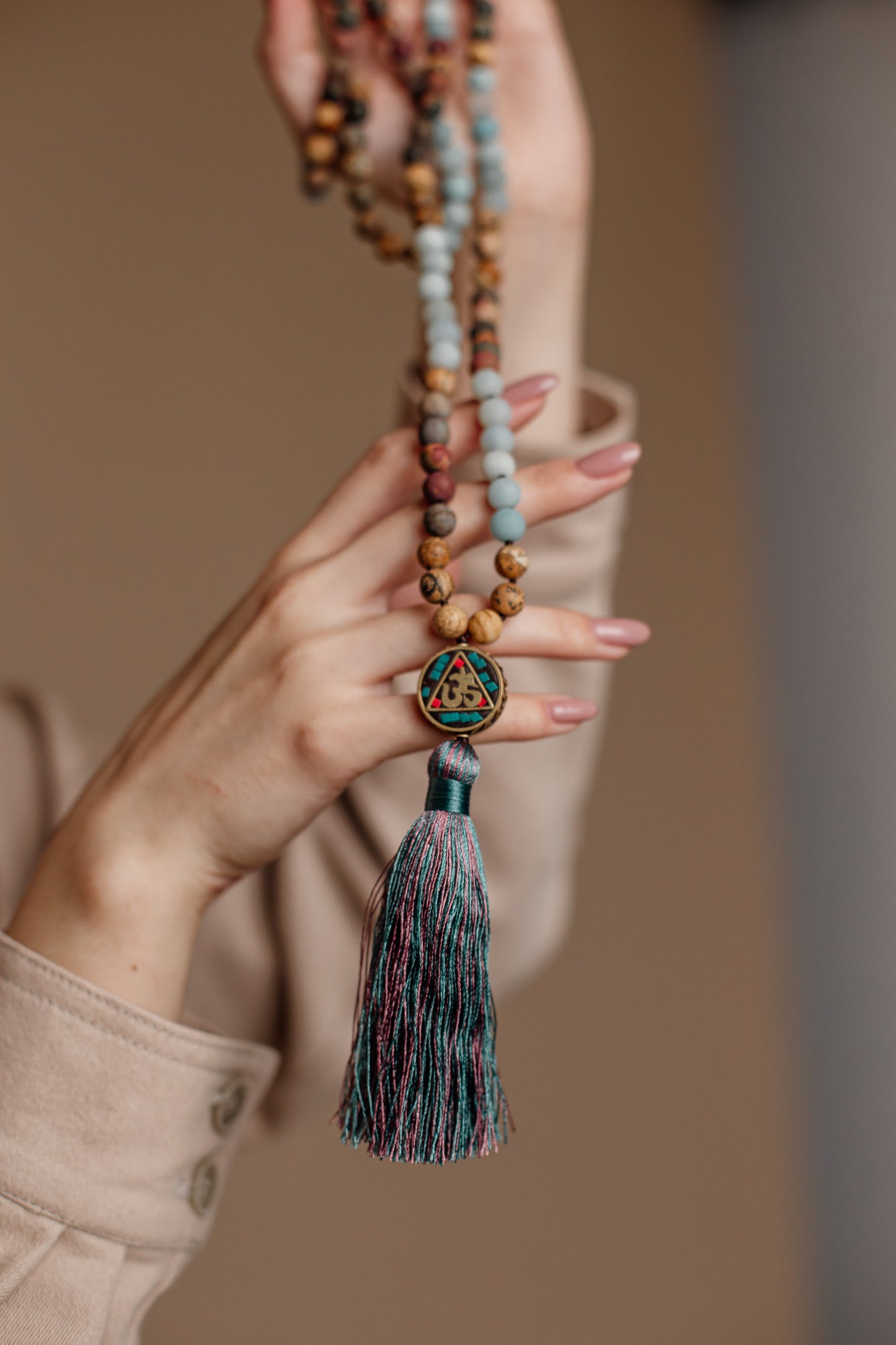 Mala Kralenketting Aum Zilverkleurig Boeddhisme Accessoire