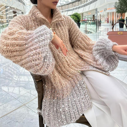 Aurora's Zip-Up Gebreide Jas: Moeiteloos Stijlvol met Een Praktische Twist!