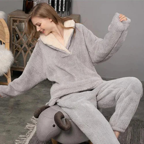 Donzige Fleece Pyjamaset voor Vrouwen Nachtwear