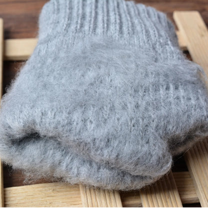 Sophie | Stijlvolle en functionele gebreide handschoenen in de kleur Zwart voor dames in stijl ideaal voor de winter