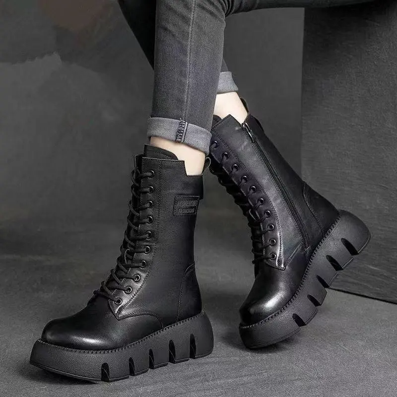 Betover je Look: VivaChic's Nieuwe Modieuze Dames Laarzen!