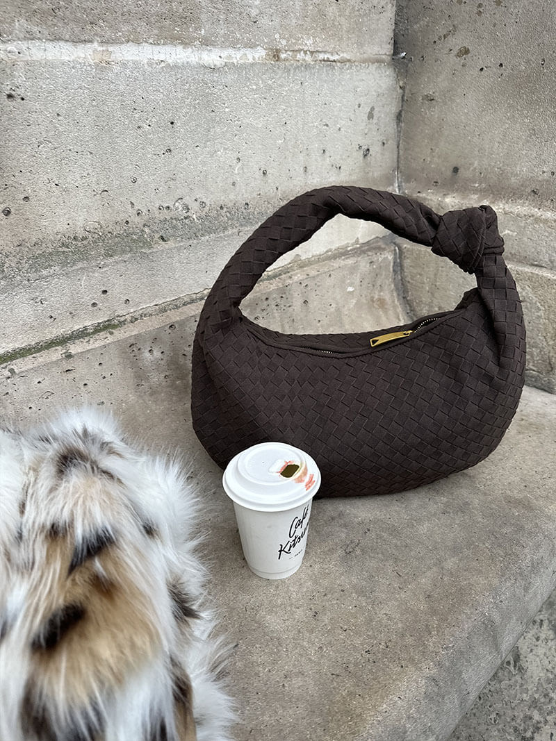 Gevlochten Hobo-Tas met Knoopdetail Stijlvol Zwart